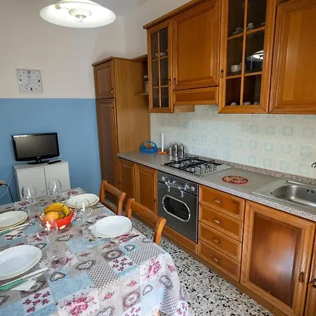 Comfort Sul Mare, Wi-fi E Parking شقة فانو